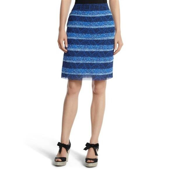 White House Black Market Womens Skirt Size 8 Blue Print Flutter Pencil Layered - Picture 1 of 4